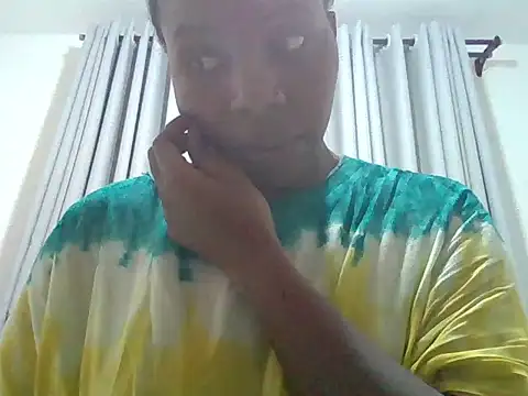 Queen loveer online show from July 1, 2026, 10:10 pm