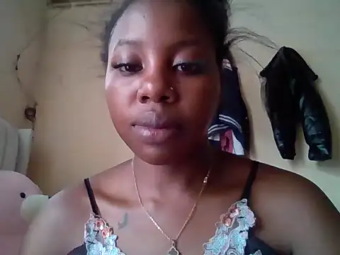 Queen loveer online show from November 29, 2025, 6:46 am