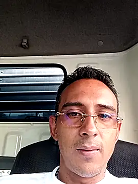 Snapshot of paisa233 chatting on September 24, 2025, 8:59 pm paisa233 online show from September 24, 2025, 8:59 pm