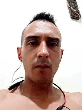 Snapshot of paisa233 chatting on December 20, 2025, 1:52 am paisa233 online show from December 20, 2025, 1:52 am