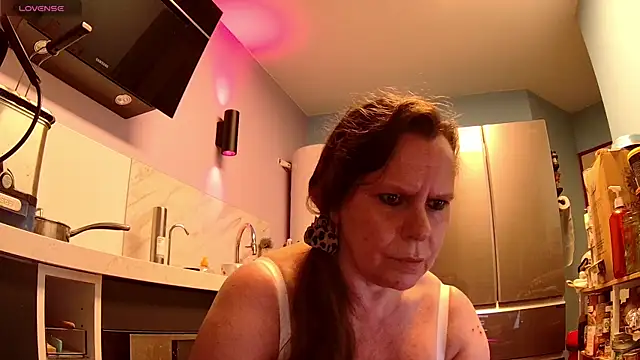 Endrocleia online show from July 18, 2026, 11:13 pm