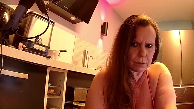 Endrocleia online show from August 8, 2026, 10:28 pm