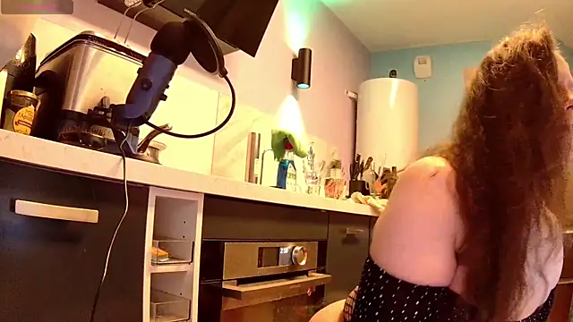 Snapshot of Endrocleia chatting on February 27, 2026, 2:01 am Endrocleia online show from February 27, 2026, 2:01 am