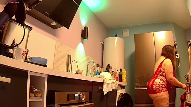 Endrocleia online show from September 22, 2025, 9:21 pm