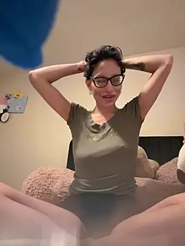 Snapshot of myloveforyouu chatting on March 3, 2026, 2:51 am myloveforyouu online show from March 3, 2026, 2:51 am