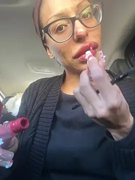 myloveforyouu online show from January 10, 2026, 4:13 pm