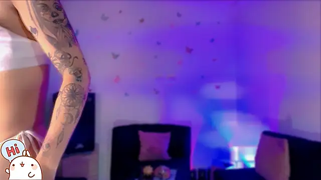 Lucidollts  online show from November 1, 2025, 3:57 am