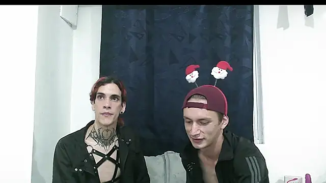 Dan Yagami online show from December 25, 2024, 10:37 pm