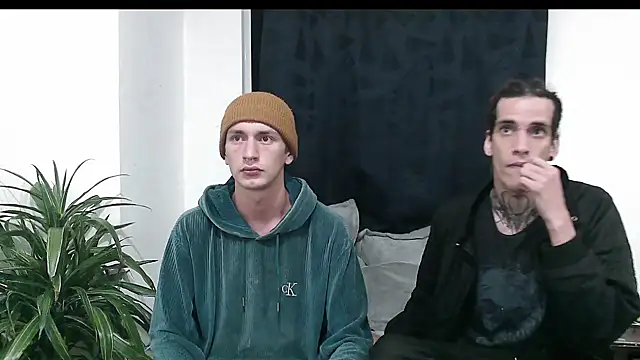 Dan Yagami online show from December 28, 2024, 4:51 am