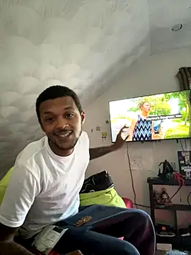 rayyymack online show from October 18, 2025, 1:35 pm