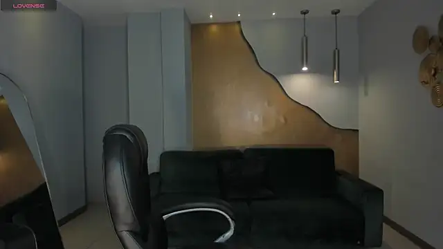 KatieStonne online show from March 20, 2026, 11:22 am