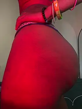 naughtybitches5 online show from May 1, 2026, 5:45 am