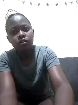 Sweetcecie01 online show from July 14, 2026, 11:00 pm