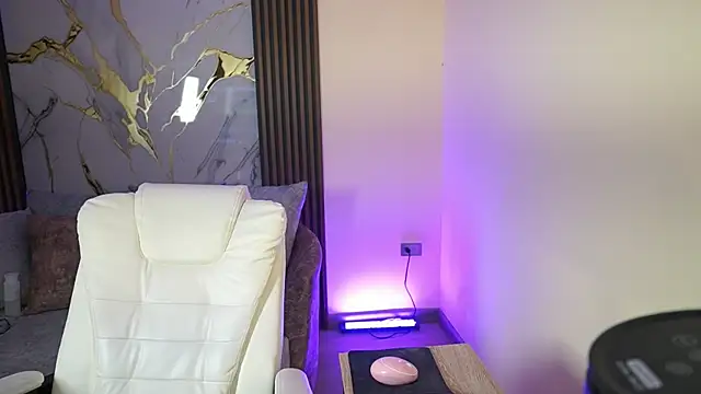 Anybuny online show from October 24, 2025, 11:42 am