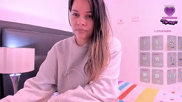 daniela beauty online show from October 12, 2025, 7:15 pm