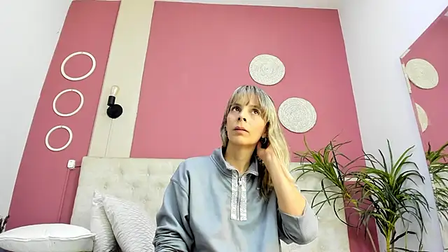 Anastasiapriest online show from July 23, 2026, 11:40 am