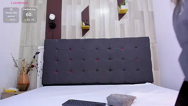 Anastasiapriest online show from February 13, 2026, 11:43 am