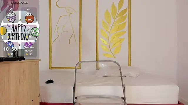 Juliette  3 online show from October 11, 2025, 1:12 pm