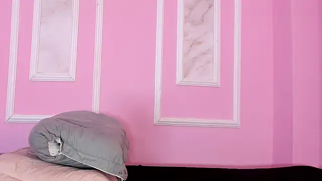 Juliette  3 online show from March 8, 2025, 5:33 pm