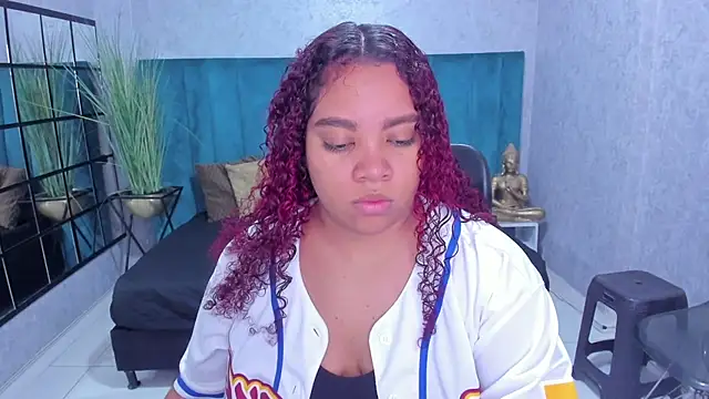 Snapshot of AngelaCoffee chatting on July 18, 2026, 3:37 am AngelaCoffee online show from July 18, 2026, 3:37 am