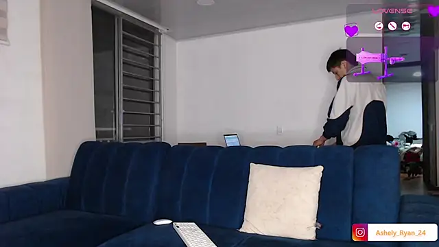 ashely ryan24 online show from September 18, 2025, 12:24 am