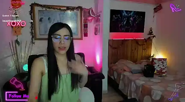 LauGrayJ online show from March 15, 2025, 8:48 am