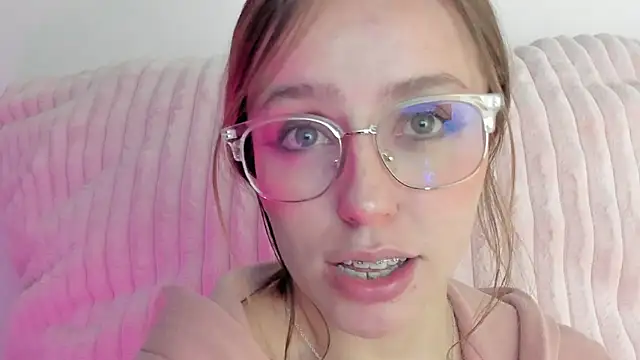 SofiaGc online show from February 9, 2025, 4:04 am