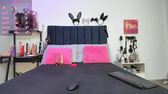 emmily giraldo online show from March 14, 2025, 12:07 pm