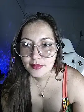 Snapshot of dani123unica chatting on June 18, 2026, 10:42 am dani123unica online show from June 18, 2026, 10:42 am