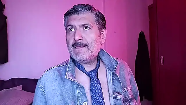 BushBator online show from October 24, 2025, 6:45 am