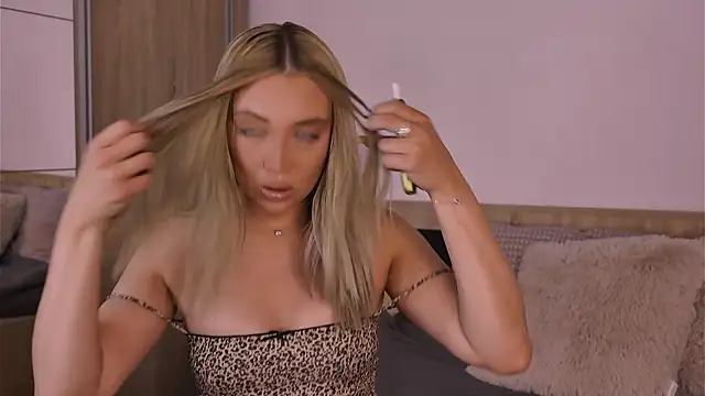 Jessielle online show from June 6, 2026, 7:13 am
