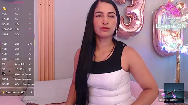 Thayssa ross online show from April 30, 2026, 2:57 pm