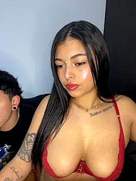 Dulce-diosa online show from November 29, 2025, 3:17 am