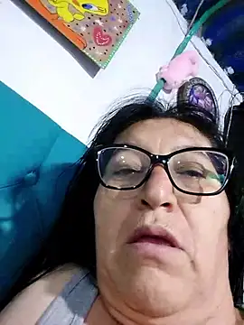 clarita 01 online show from May 5, 2026, 11:13 am