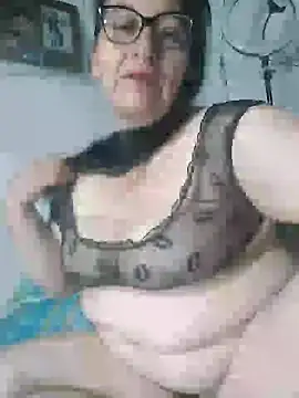 clarita 01 online show from March 17, 2026, 1:58 pm