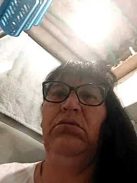 clarita 01 online show from July 10, 2026, 10:37 am