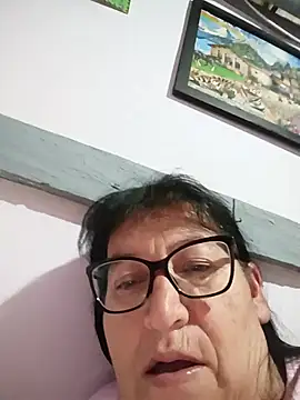 Snapshot of clarita_01 chatting on June 8, 2026, 10:05 am clarita 01 online show from June 8, 2026, 10:05 am