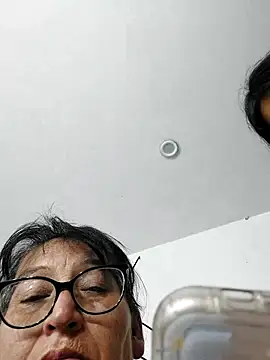 clarita 01 online show from November 6, 2025, 12:58 am