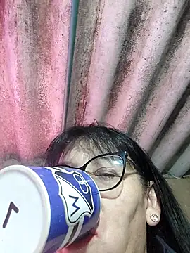 clarita 01 online show from October 21, 2025, 12:15 pm