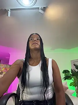 JANYLOVE   online show from May 9, 2026, 10:51 am