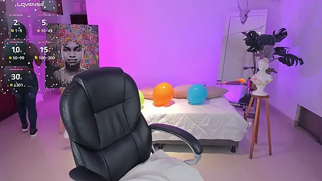 JANYLOVE   online show from November 14, 2025, 10:52 am