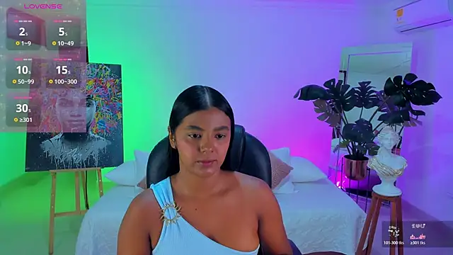 JANYLOVE   online show from April 5, 2026, 10:55 am