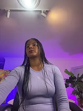 JANYLOVE   online show from May 2, 2026, 10:53 am