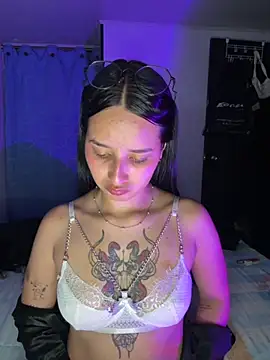  vaness online show from October 15, 2025, 6:11 am