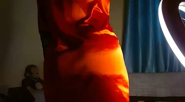 lavishh linds online show from February 22, 2025, 7:34 am