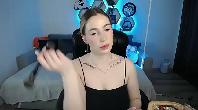 SabrinViolet online show from March 10, 2025, 9:12 am