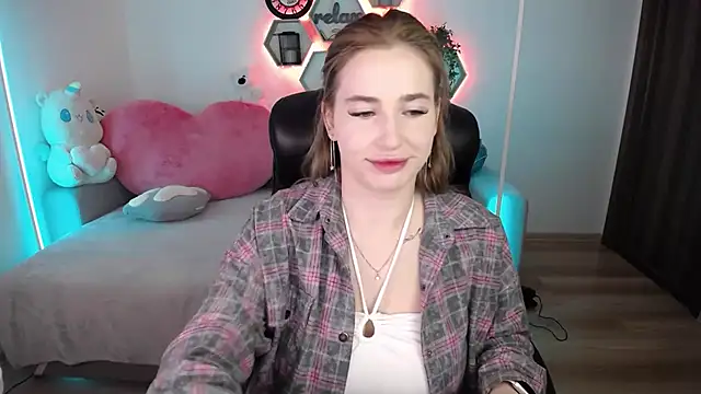 SabrinViolet online show from April 26, 2026, 8:11 am