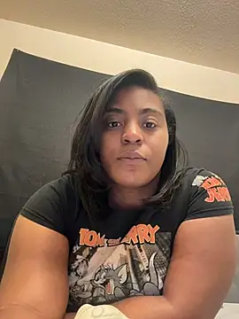 prettlovely14 online show from January 5, 2026, 10:24 pm