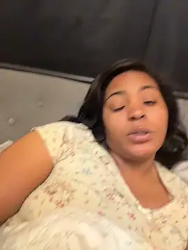 prettlovely14 online show from February 22, 2026, 2:03 am