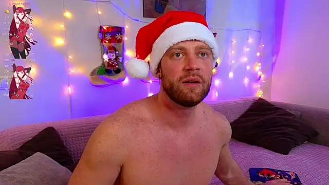 Snapshot of MaxMia chatting on December 28, 2024, 7:22 am MaxMia online show from December 28, 2024, 7:22 am